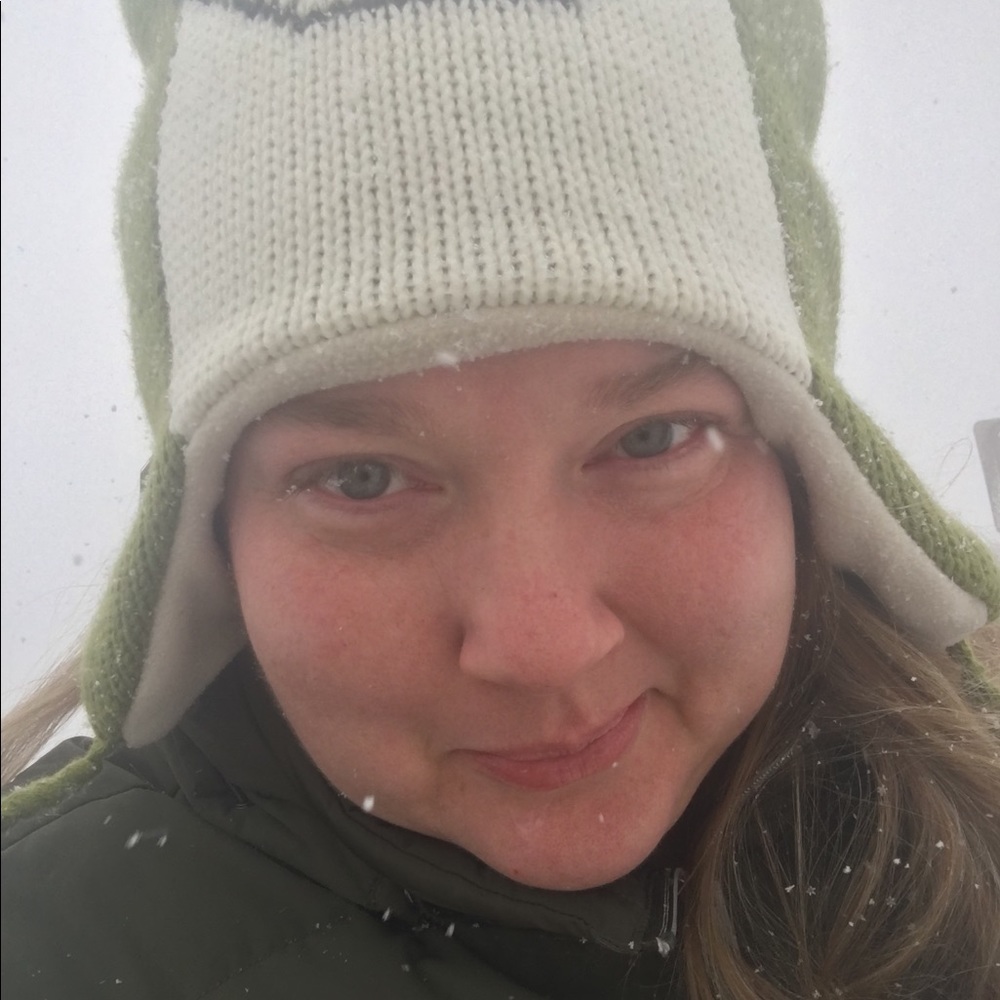 Meet your Posher, Nicole